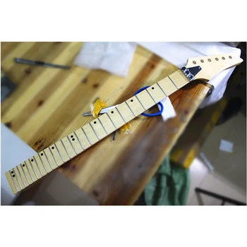 Disado 24 Frets medienos spalva klevas Elektrinės Gitaros Kaklo klevas fingerboard apdaila taškų blizgus dažai, Gitaros priedai, dalys