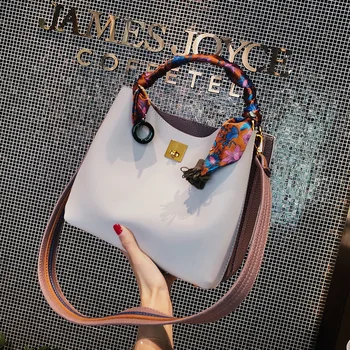 Krepšiai moterų rankinės dizaineris Vasarą naujas plačiajuosčio ryšio pečių maišą korėjos versija, kad laukiniai 