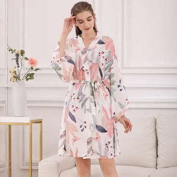 Naujas Sleepwear Apdaras Pavasarį Plonos Medvilnės-šilko Moterų Pižamą Gėlių Spausdinti ilgomis rankovėmis Pižama, Chalatas ir Moterų Persirengimo Suknelė